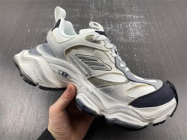 Balenciaga 785756 W2MV1 9012