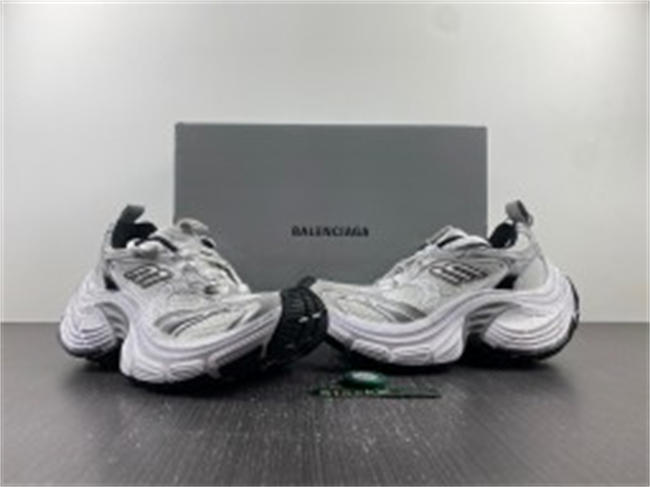 Balenciaga 784344 W2MV2 911