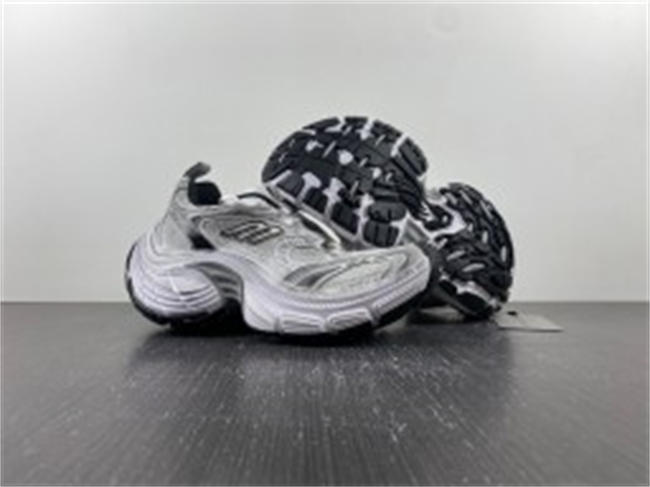 Balenciaga 784344 W2MV2 911