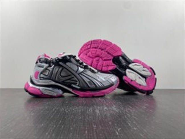 Balenciaga 7.5  772774-W3RBW-9155