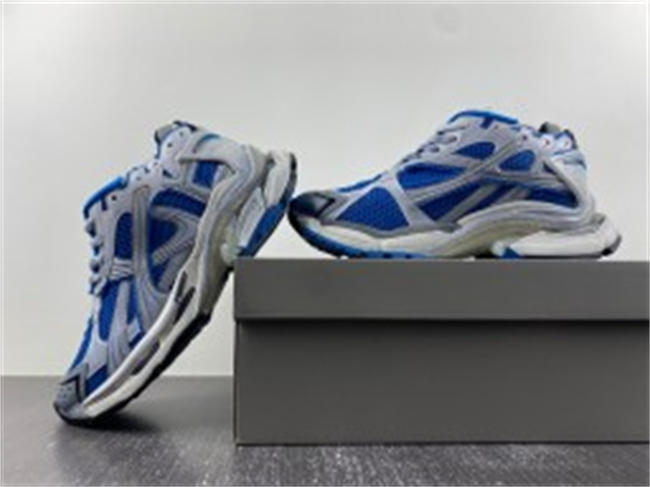 Balenciaga7.5  772774-W3RBW-0575