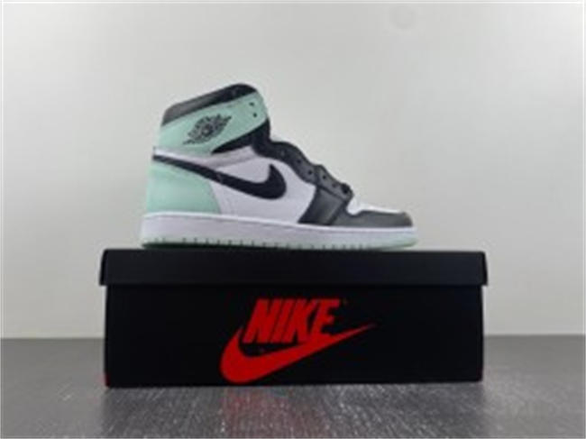 AIR JORDAN 1 RETRO HIGH OG NRG AJ1 861428 100