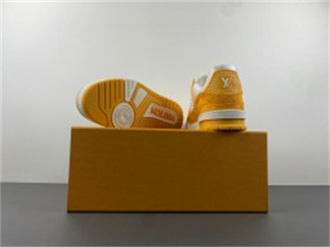 Louis Vuitton LV trainer PK denim