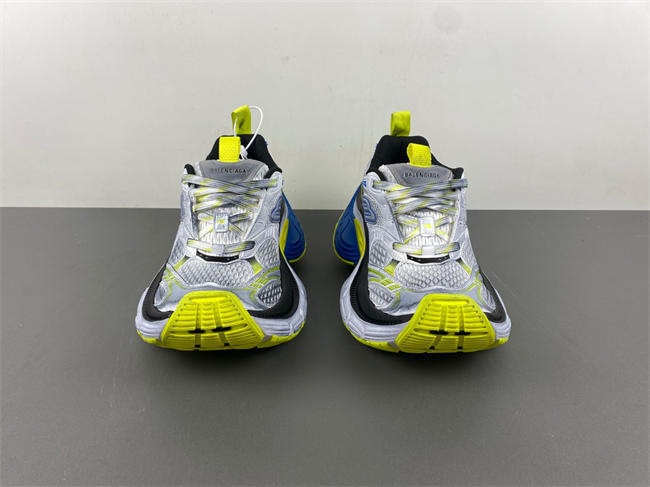 Balenciaga 12 784344 W2MV2 9741