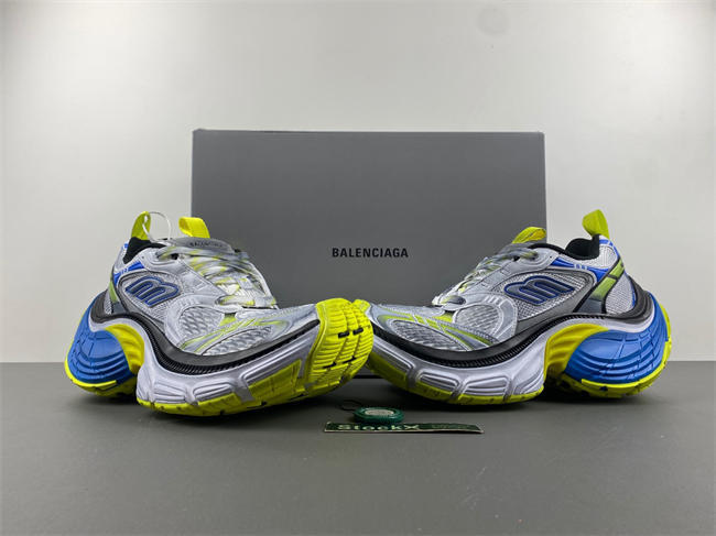 Balenciaga 12 784344 W2MV2 9741