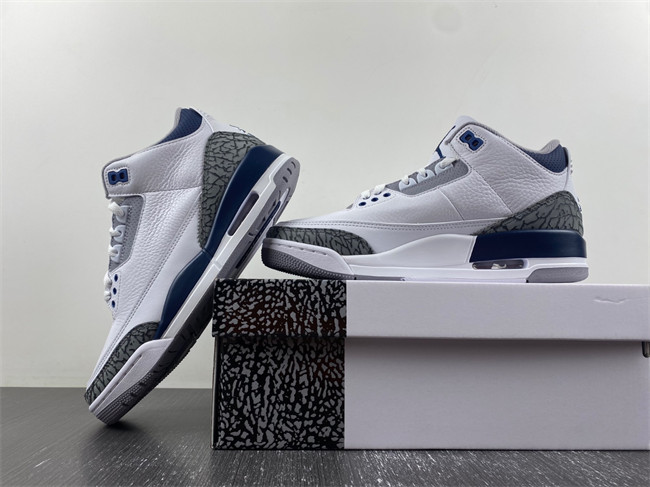 Jordan 3 Midnight Navy CT8532-140