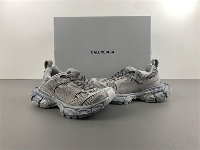 Balenciaga 3XL 230  759693 W3XLH 0210