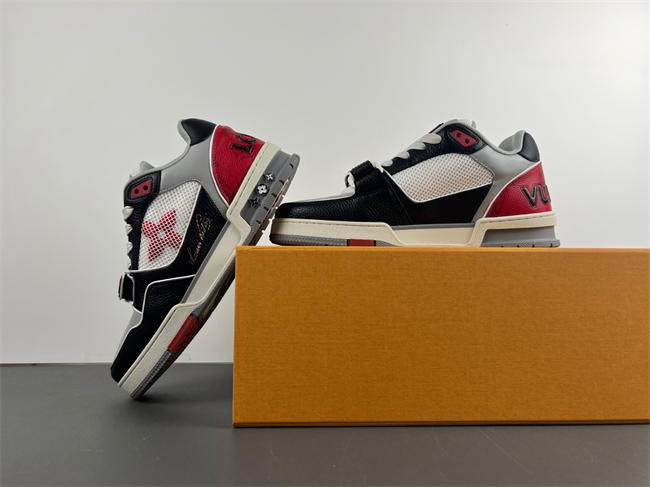 Louis Vuitton LV trainer