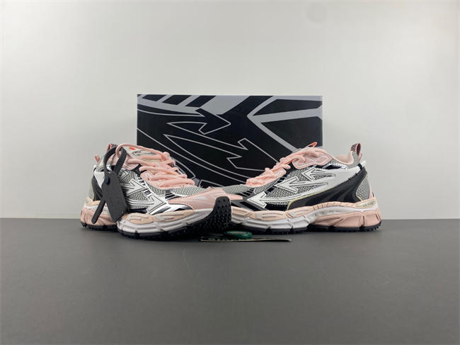 OFF-WHITE Be Right Back