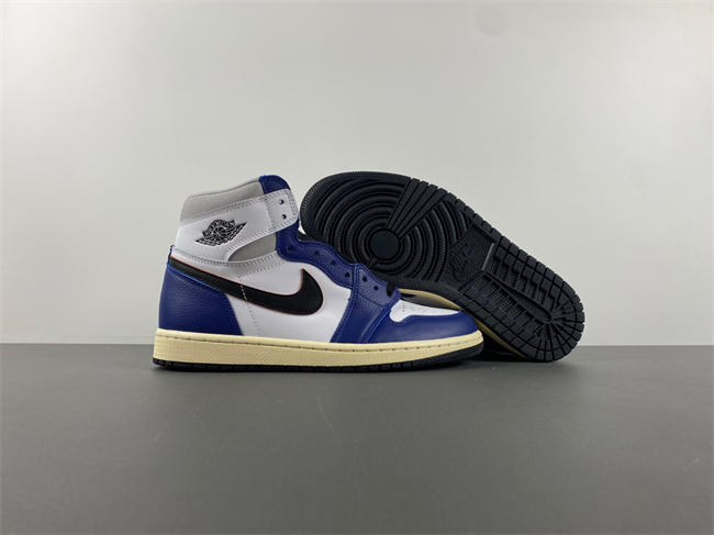 Air Jordan 1 High OG DZ5485-100
