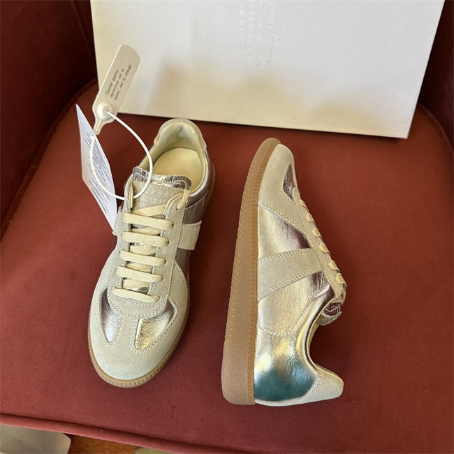 ma*s*n Ma*i*la sneaker