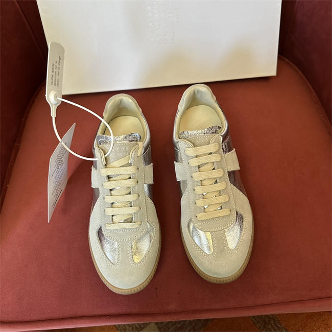 ma*s*n Ma*i*la sneaker