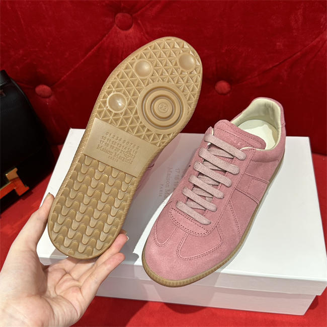 ma*s*n Ma*i*la sneaker