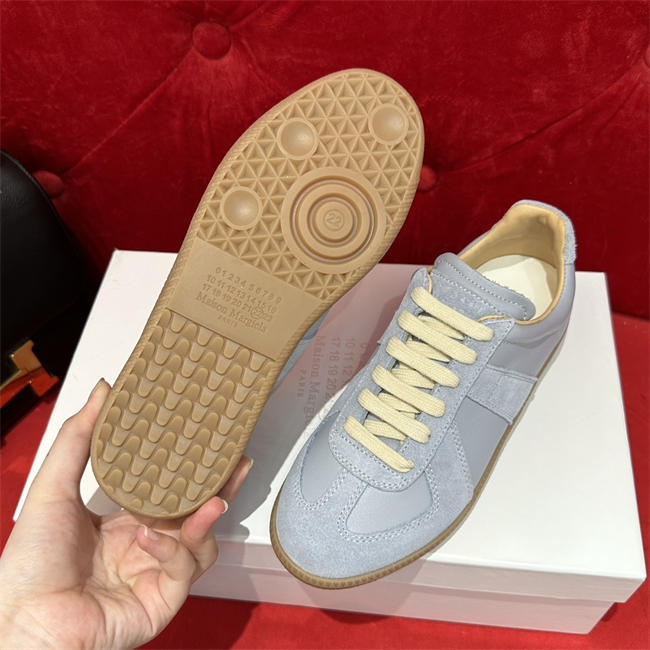 ma*s*n Ma*i*la sneaker