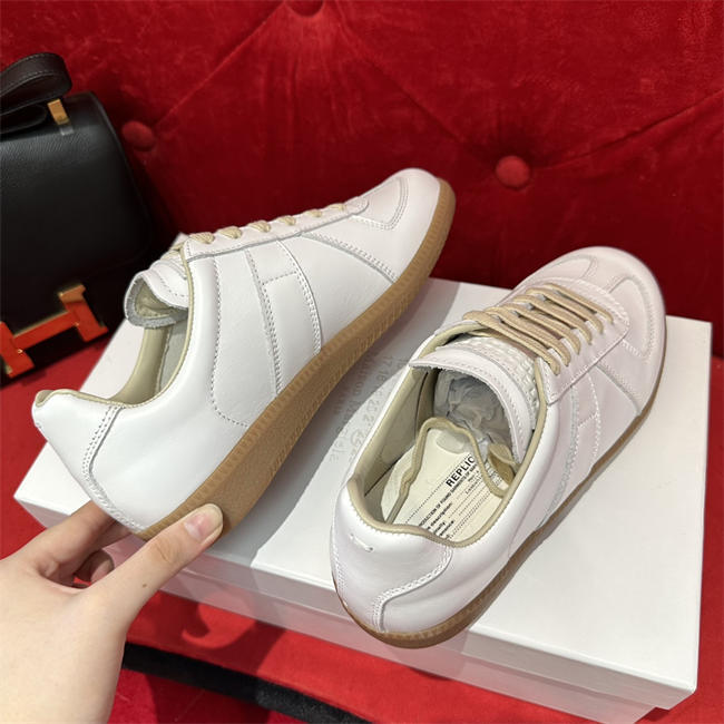 ma*s*n Ma*i*la sneaker