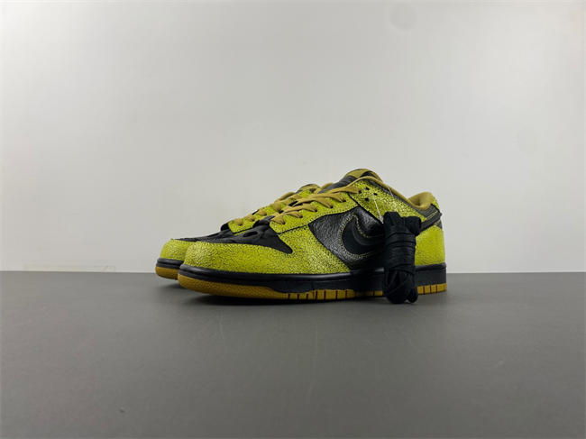 Dunk Low Halloween HV6103-300