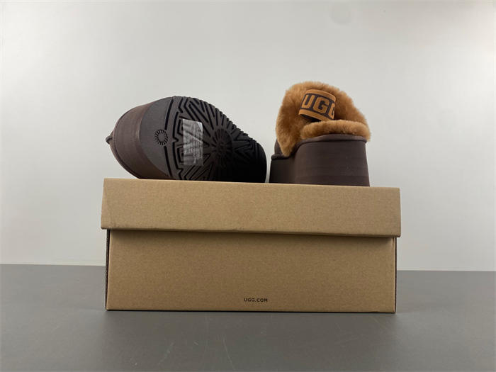 UGG W/1113474