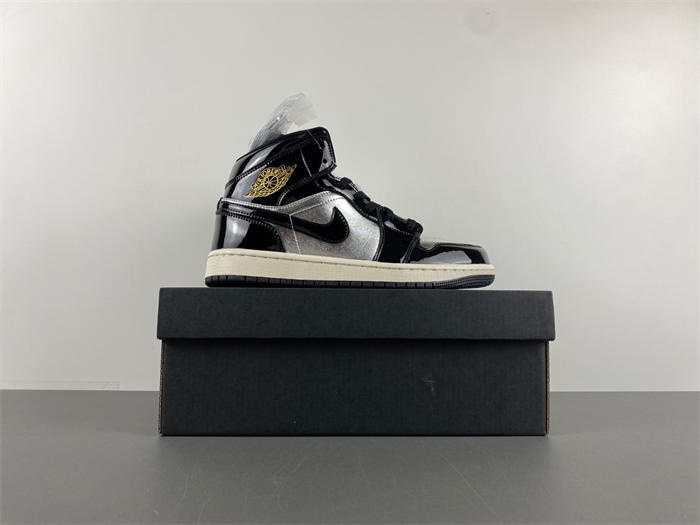 Air Jordan 1 Mid SE “FZ39380-001