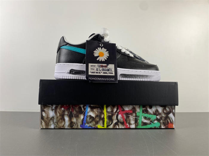 Nike x 权志龙 3.0 PEACEMINUSONE x Nike Air Force 1 “Para-Noise 3.0 AQ3692-004