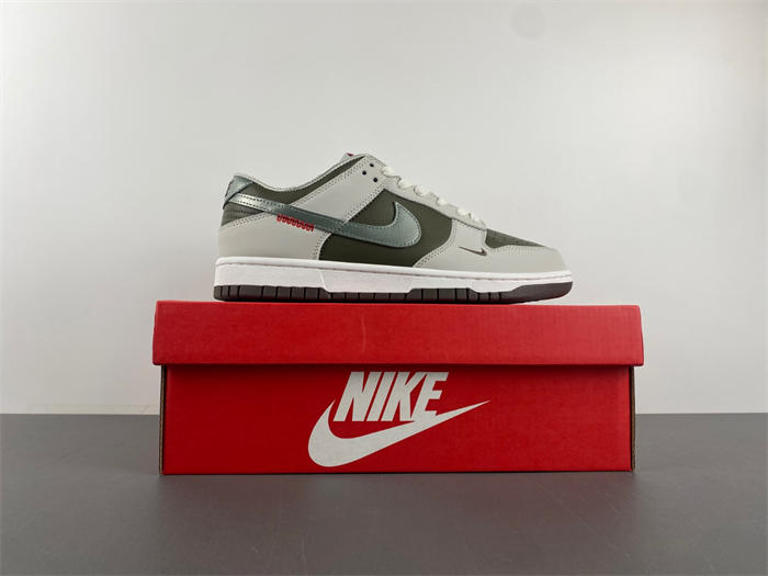 Nike Dunk Low “Year of the Snake” HV5980-231