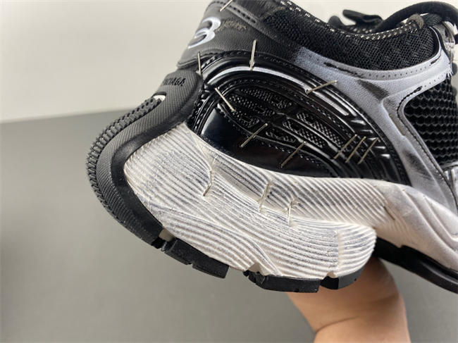 Balenciaga 803681-W3ST4-0120