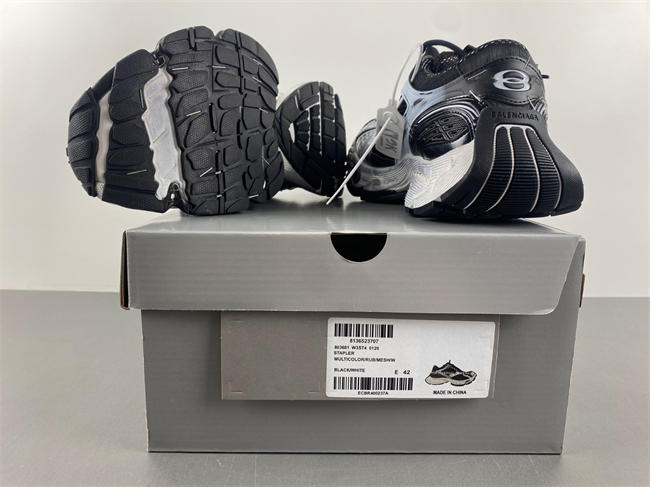 Balenciaga 803681-W3ST4-0120
