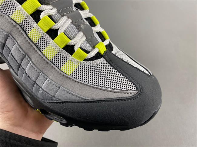 Nike Air Max 95 OG Neon CT1689-001