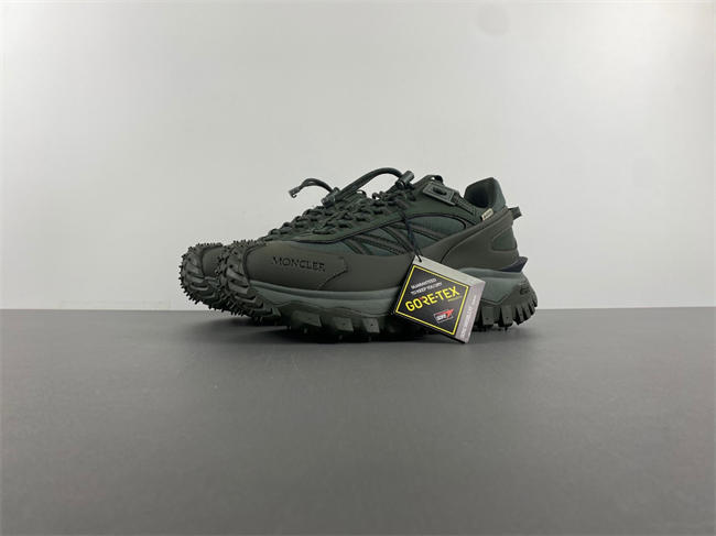 Moncler Army green low