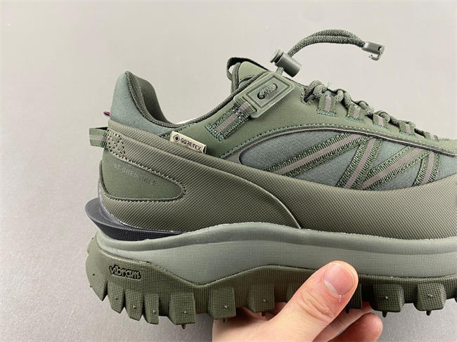 Moncler Army green low
