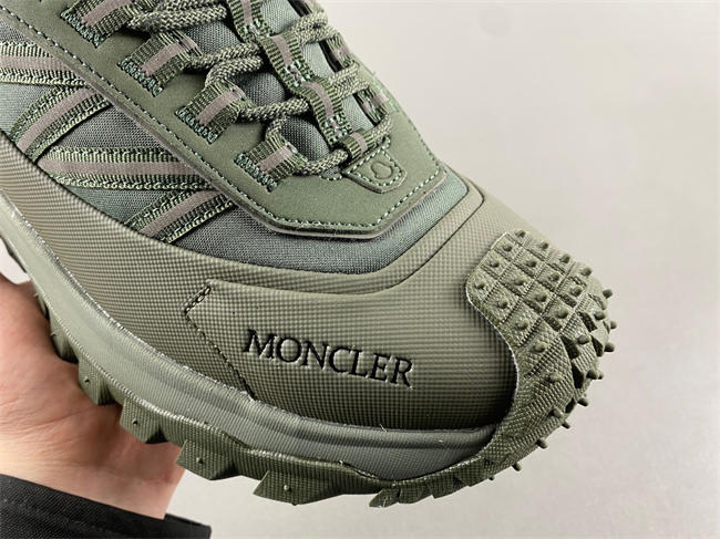 Moncler Army green low