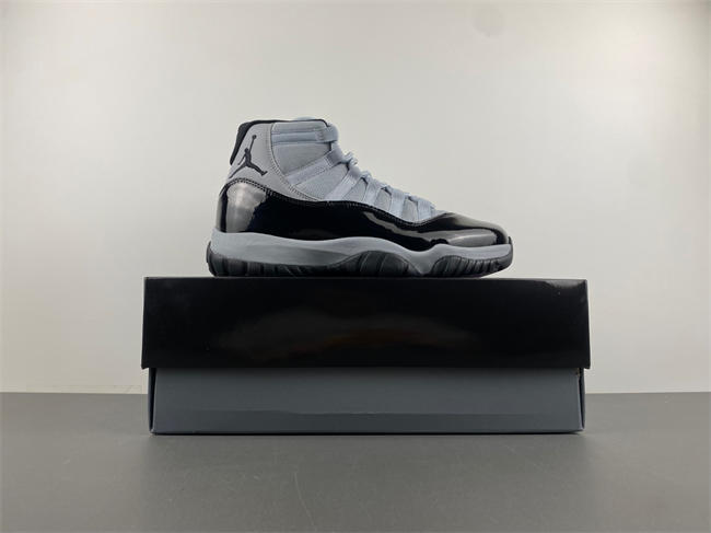 Air Jordan 11  CT8012-6005