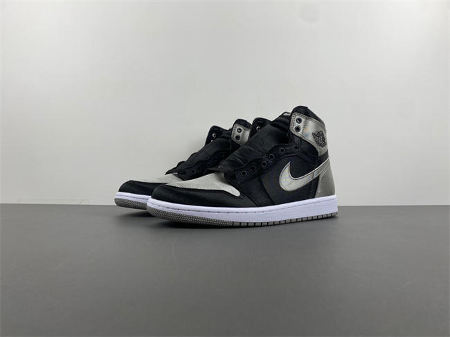 Jordan 1 Retro High OG Satin Shadow  FD4810-010