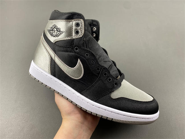Jordan 1 Retro High OG Satin Shadow  FD4810-010