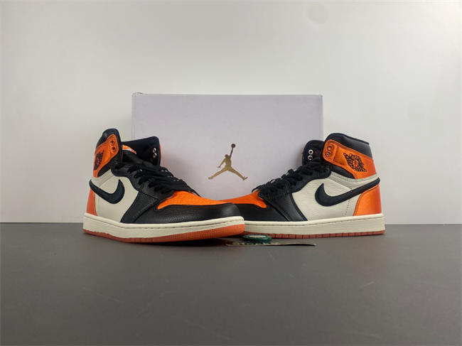 Jordan 1 Retro High OG Satin Shattered Backboard  AV3725-010
