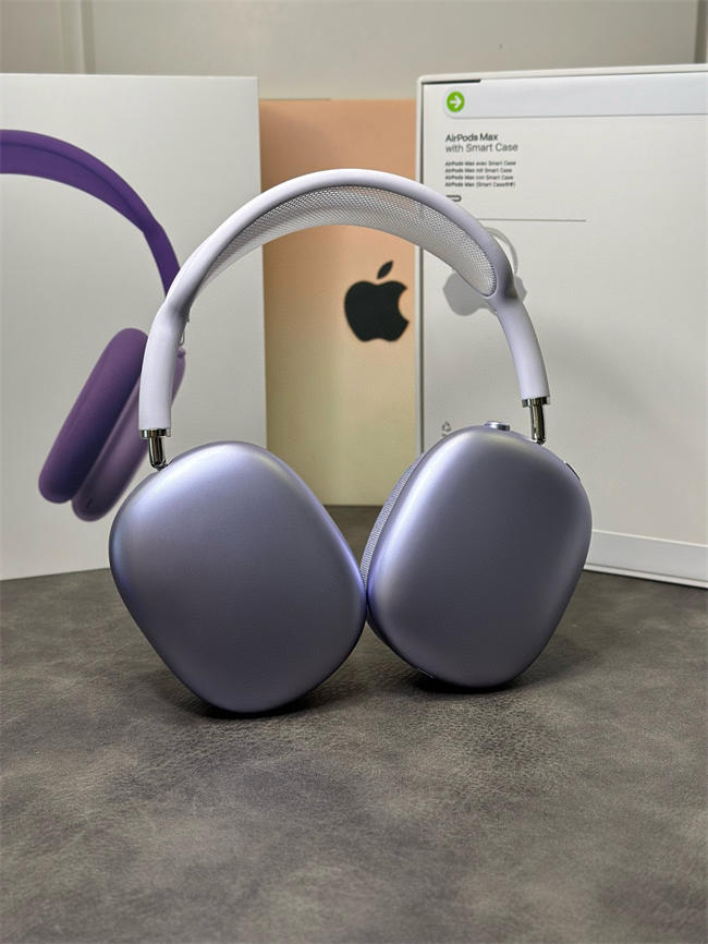 AirPods Max purple
