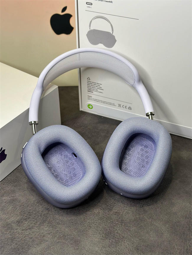 AirPods Max purple