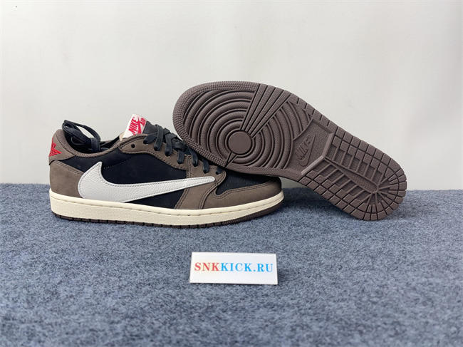 Jordan1 Retro OG SP Travis Scott CQ4277-001