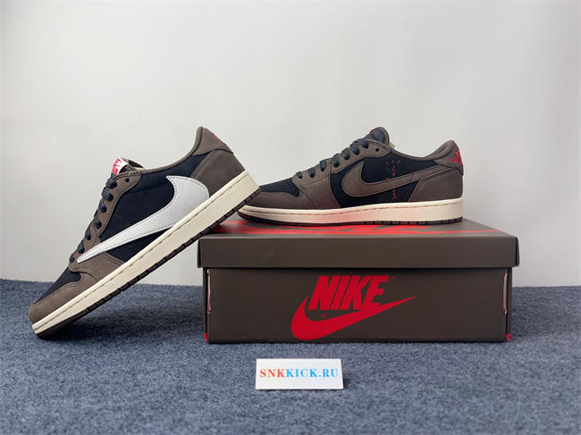 Jordan1 Retro OG SP Travis Scott CQ4277-001