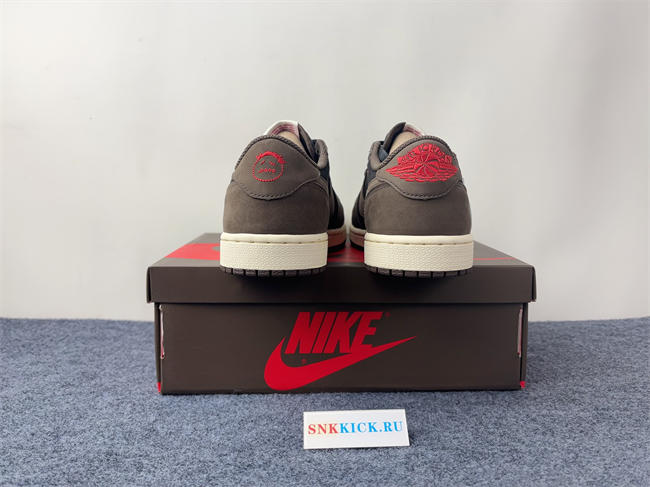 Jordan1 Retro OG SP Travis Scott CQ4277-001