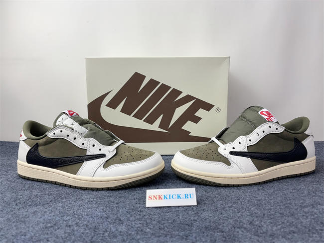 Travis Scott x Air Jordan 1 Low OG DM7866-200