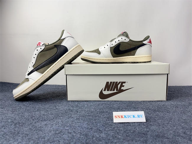 Travis Scott x Air Jordan 1 Low OG DM7866-200