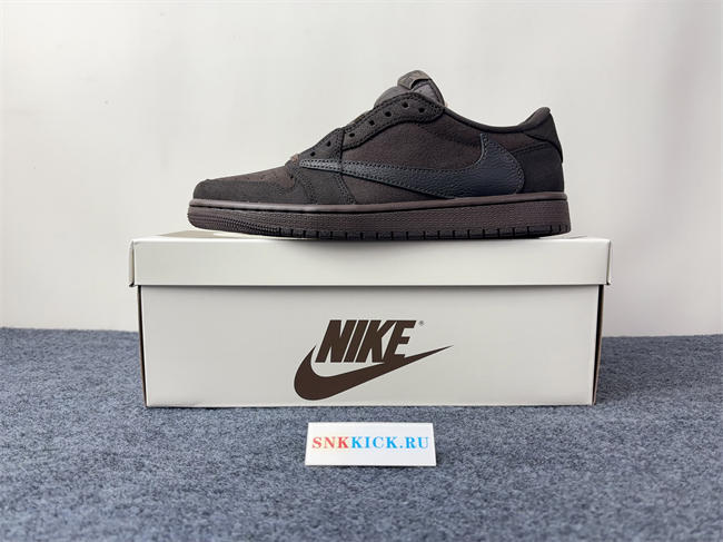 Travis Scott x Air Jordan 1 Low OG DM7866-202