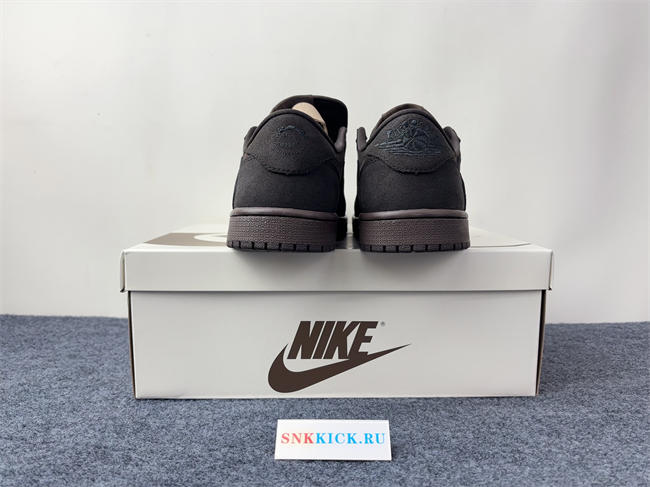 Travis Scott x Air Jordan 1 Low OG DM7866-202