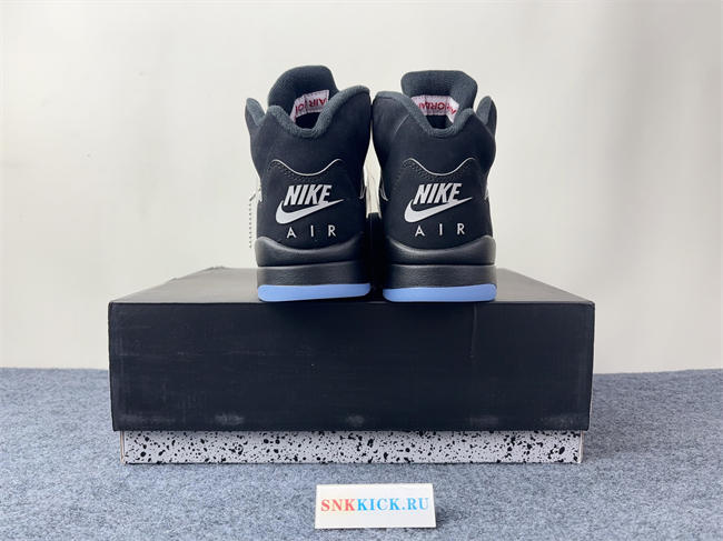 Air Jordan 5 “Black Metallic Reimagined” HF3975-001