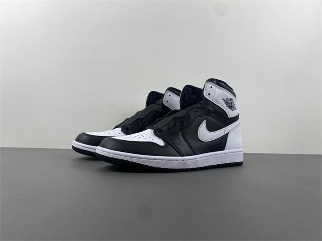 Air Jordan 1 High OG “Reverse Panda”DZ5485-010