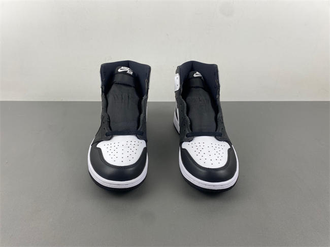 Air Jordan 1 High OG “Reverse Panda”DZ5485-010