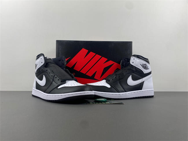 Air Jordan 1 High OG “Reverse Panda”DZ5485-010