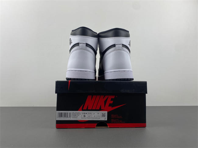 Air Jordan 1 High OG “Reverse Panda”DZ5485-010