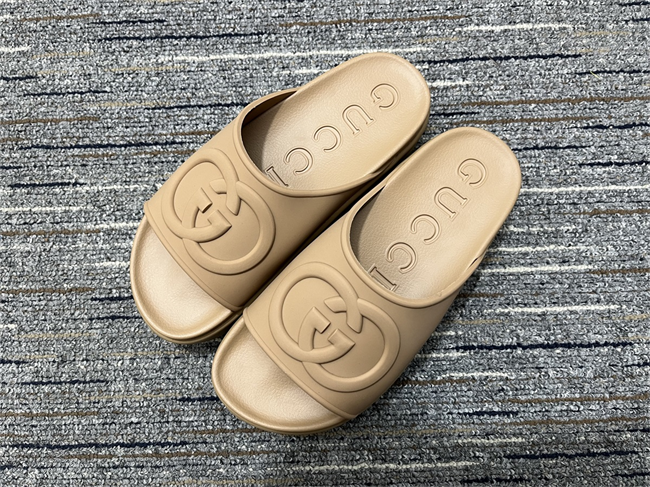 Gucci Slide 33