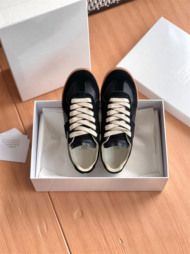 ma*s*n martin Ma*i*la sneaker original